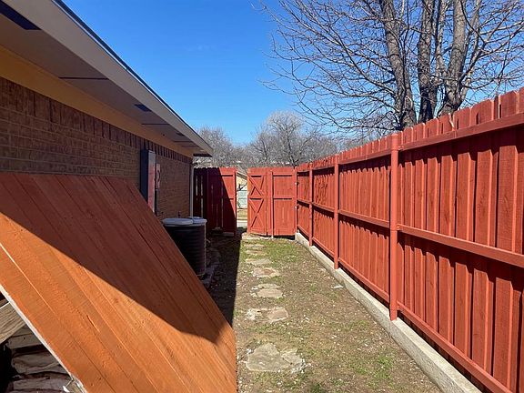 5th image of 606 Meadowcreek Ln