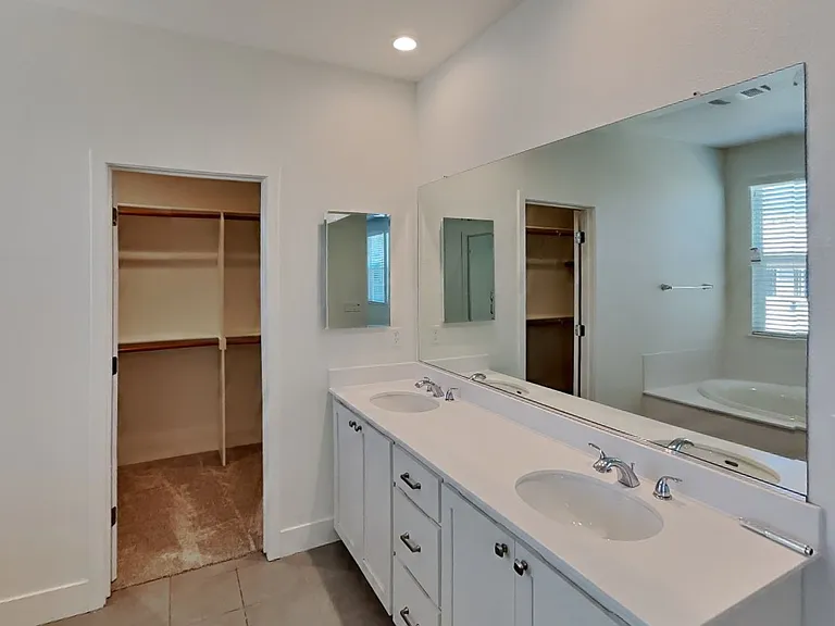 5220 Julia Berger Cir — Photo 10