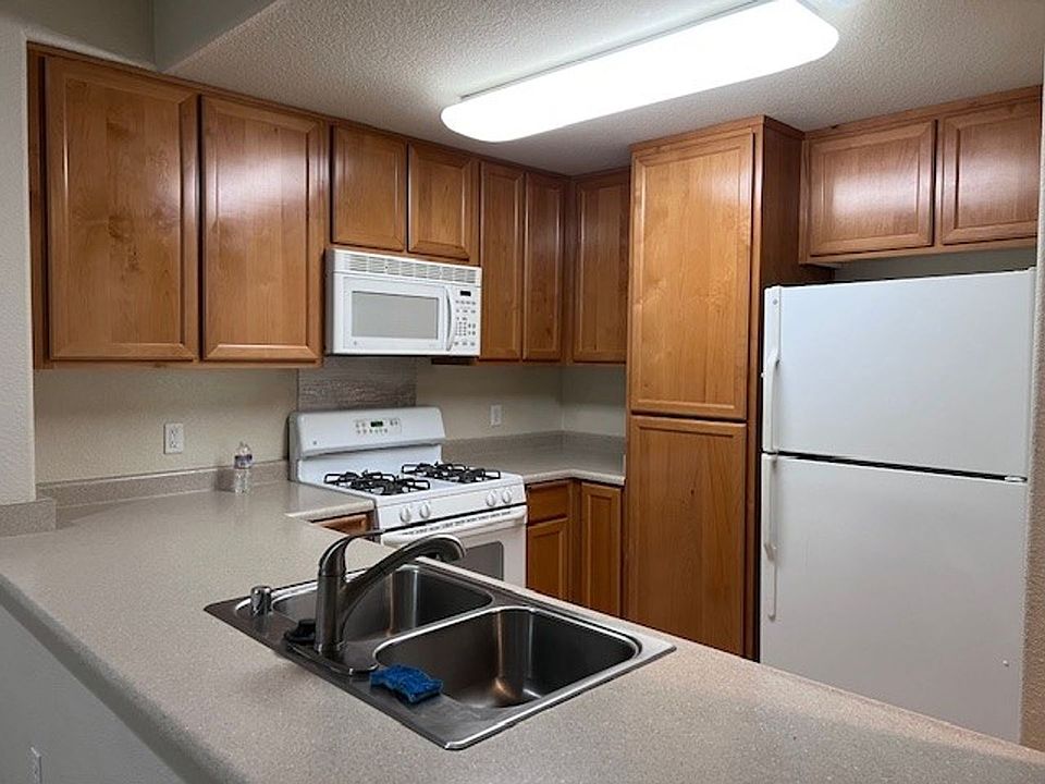 1st image of 5201 Laguna Oaks Dr Unit 169