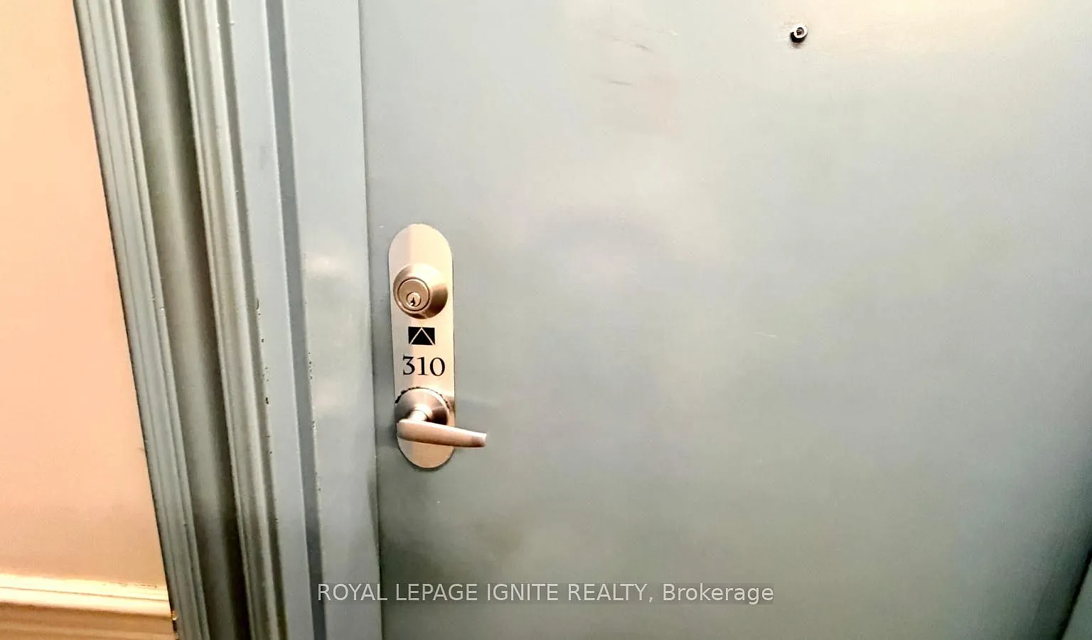 2 bed, $2,000 — Photo 2