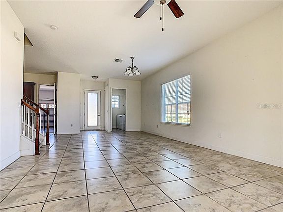 5th image of 2825 Plymouth Pl