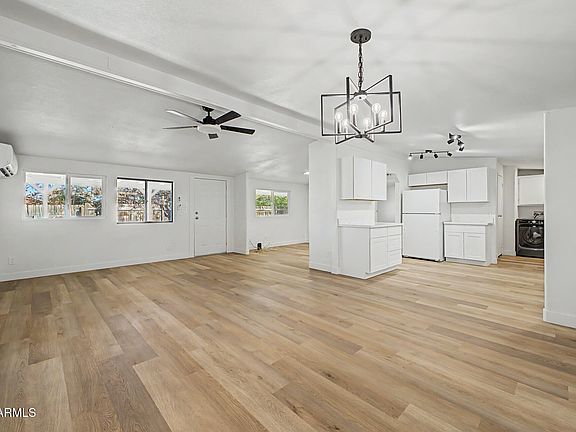 2nd image of 4335 E FREMONT Street