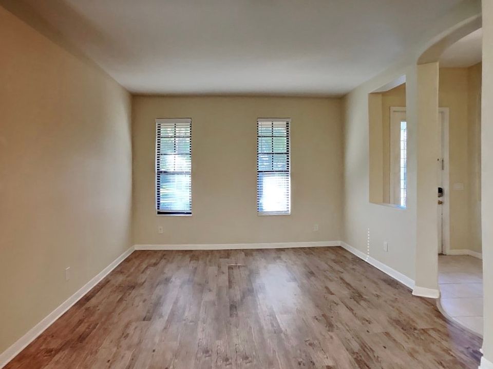 1st image of 20345 Chestnut Grove Dr #1