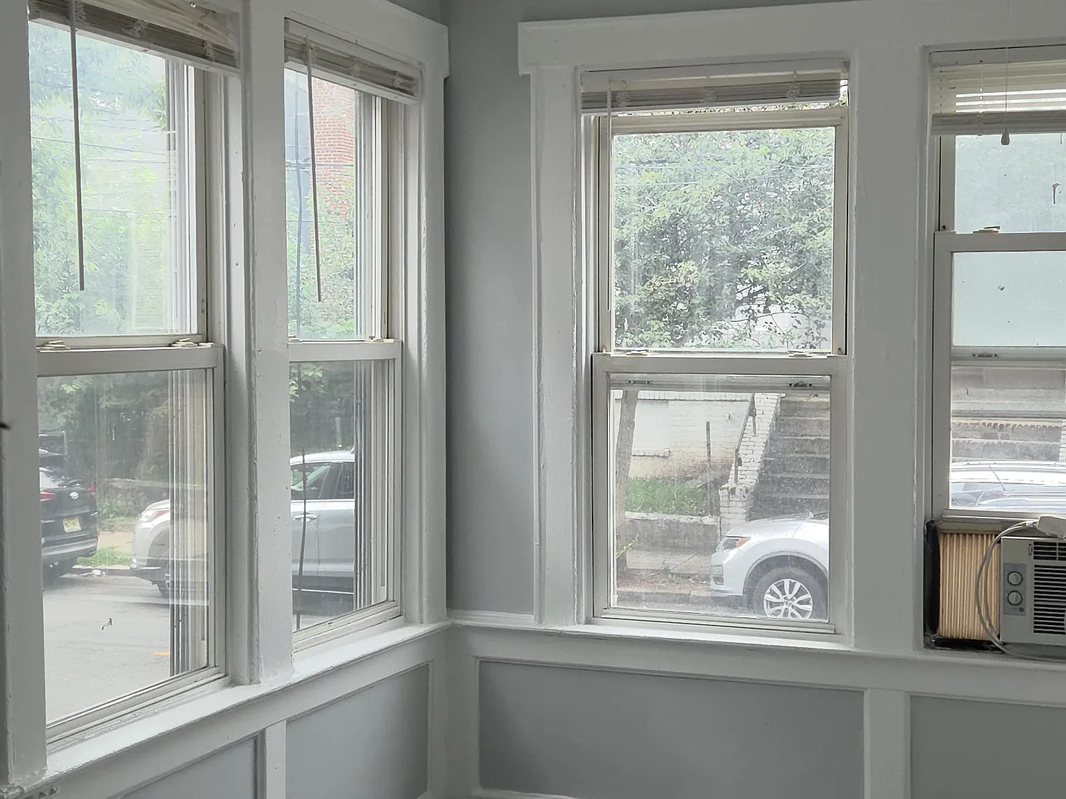 2 bed, 1000 sqft, $1,750 — Photo 1