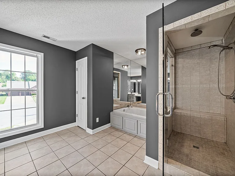 212 Trey Ct — Photo 37