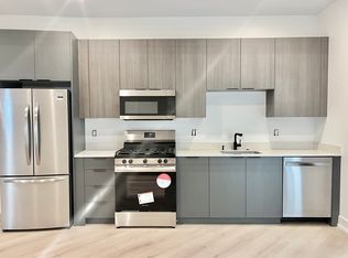 2007 Amber St, Philadelphia, PA 19125