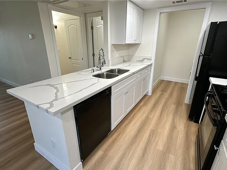 7100 Pirates Cove Rd #1008 — Photo 9