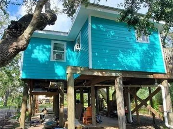 185 Chighizola Ln, Grand Isle, LA 70358