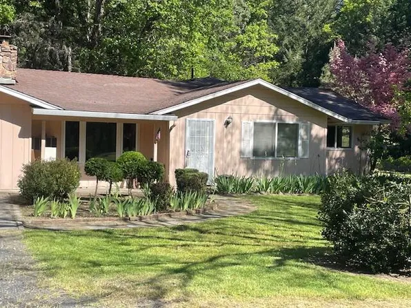 505 Peco Rd, Grants Pass, OR 97526