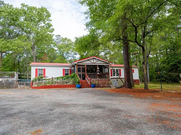 120 Honeymoon Ln, St Stephen, SC 29479