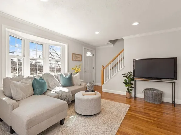 112 Forest St, Arlington, MA 02474