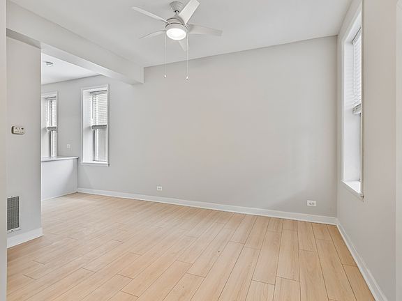 4th image of 1441 W Cortez St APT 1R