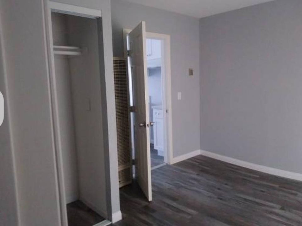 2nd image of 10720 Long Beach Blvd #8