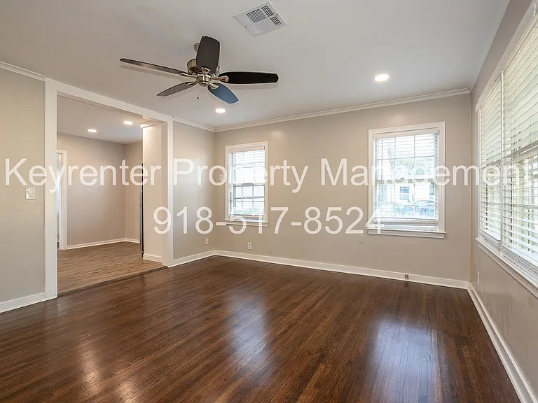 1502 N Columbia Ave — Photo 11