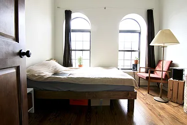 Rented by Lucky Apt Inc