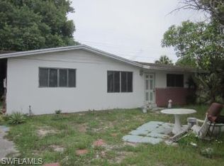 1755 Aquarius Ct, Fort Myers, FL 33916