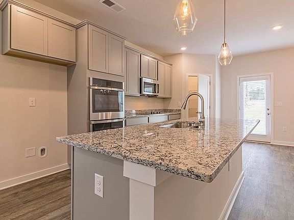 7th image of this home