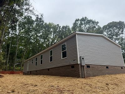 5th image of 712 Carl Baker Rd