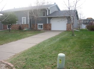 5815 84 1/2 Ave N, Brooklyn Park, MN 55443