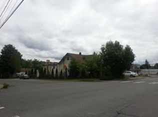 10404 15th Ave SW, Seattle, WA 98146