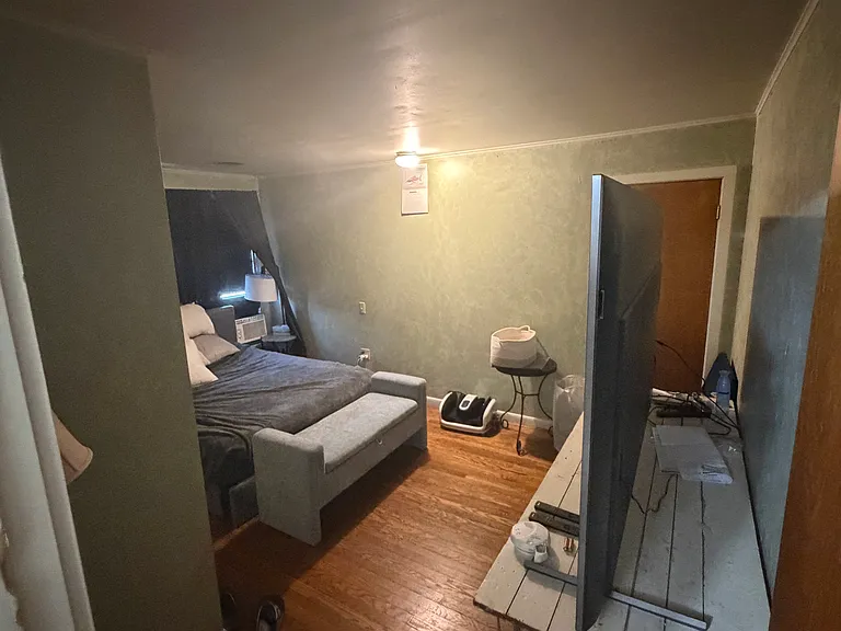 20 Chapin St #1 — Photo 9