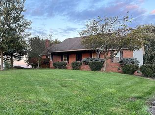 7622 Clover Valley Rd, Johnstown, OH 43031