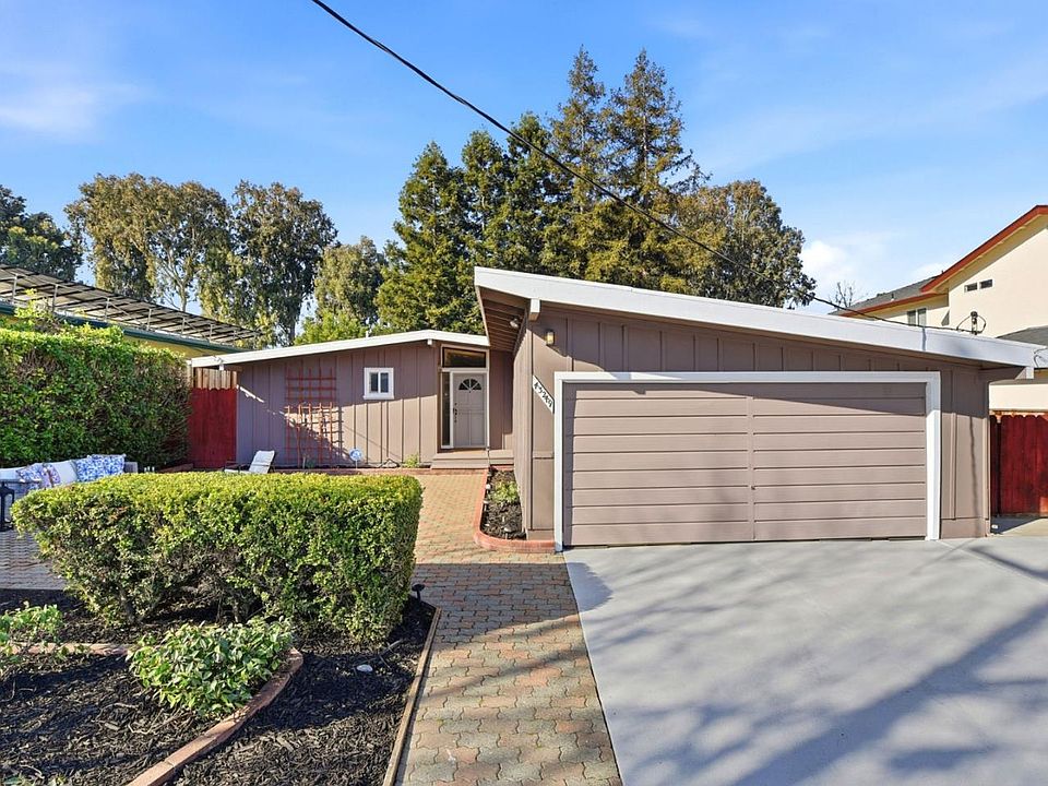 1st image of 43249 Gallegos Ave