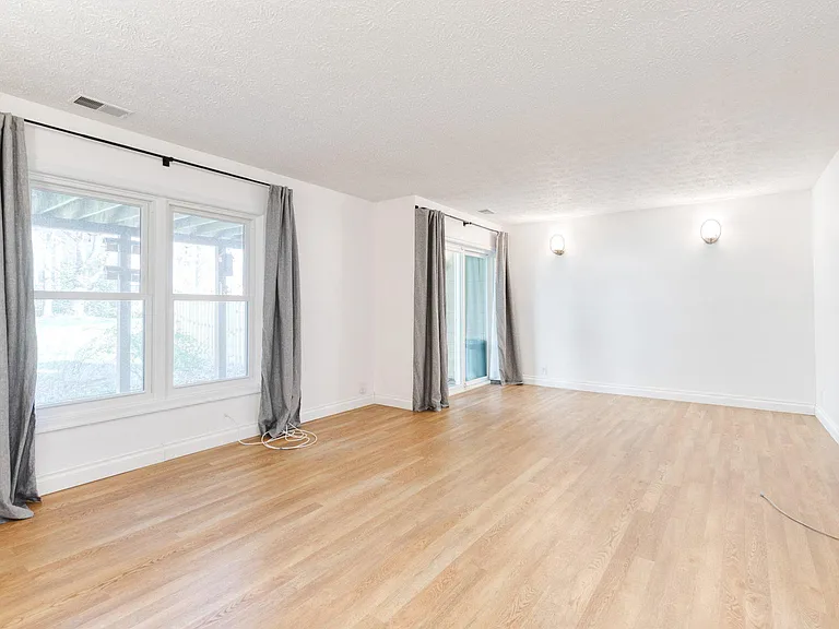 5933 Cedar Fern Ct — Photo 13