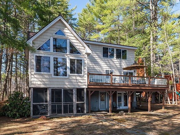 2nd image of 8 Ridgewood Drive