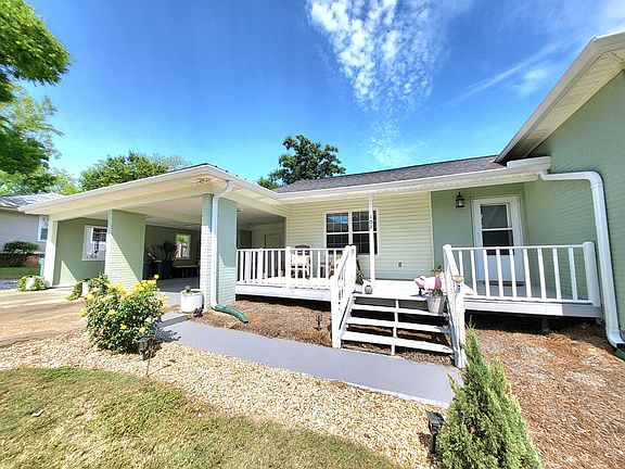 3rd image of 103 Broadview Dr