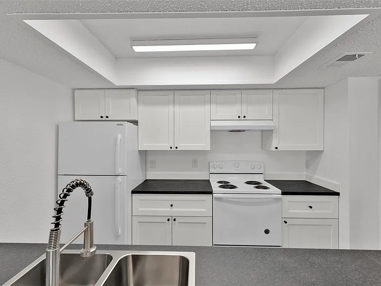 2830 S Bartell Dr #23 — Photo 7