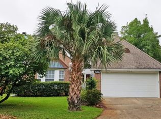 802 Fairway Lakes Dr, Niceville, FL 32578
