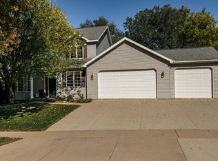 1717 Northern Viola Ln NE, Rochester, MN 55906
