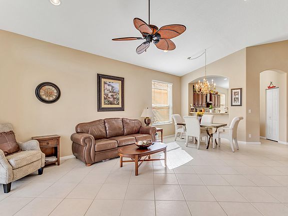 5th image of 7116 Cataluna Cir