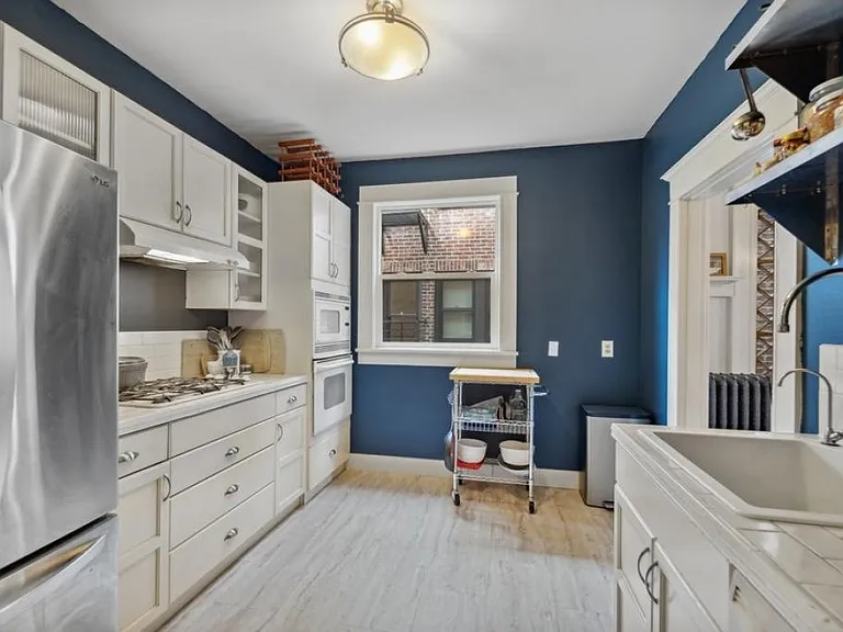 521 16th Ave E #4 — Photo 11