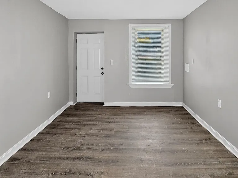 1119 Montello Ave NE — Photo 77