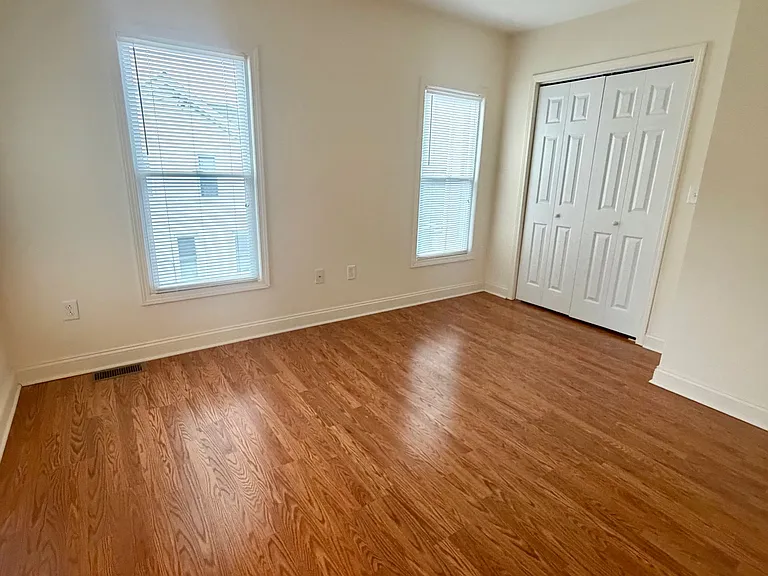 30 Hubbard St #2 — Photo 11