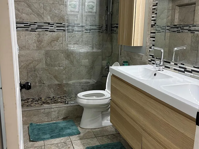 6421 Crossbow Ct — Photo 14