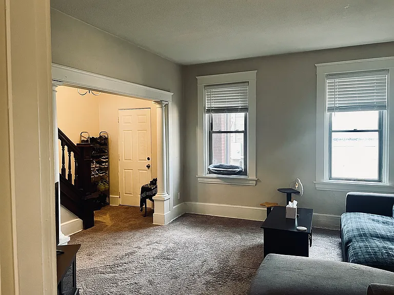 106 Saint Clair Ave — Photo 2