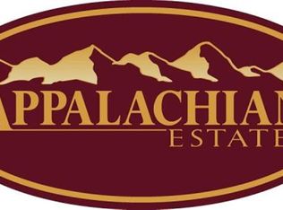 4 Appian Dr, Carlisle, PA 17015