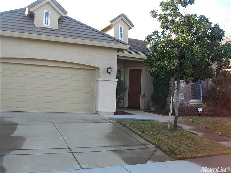 1st image of 1673 Montrose Ln