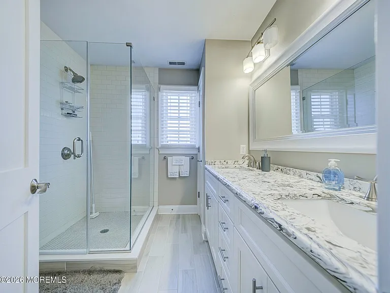 231 Bryn Mawr Ave — Photo 27