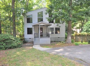 5717 Delbarton Ct, Raleigh, NC 27606