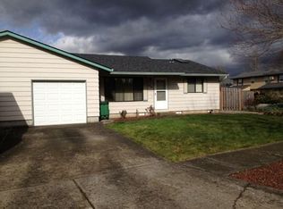819-821 SW 29th Way, Troutdale, OR 97060