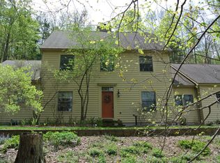 2210 Cambria Mill Rd NE, Granville, OH 43023