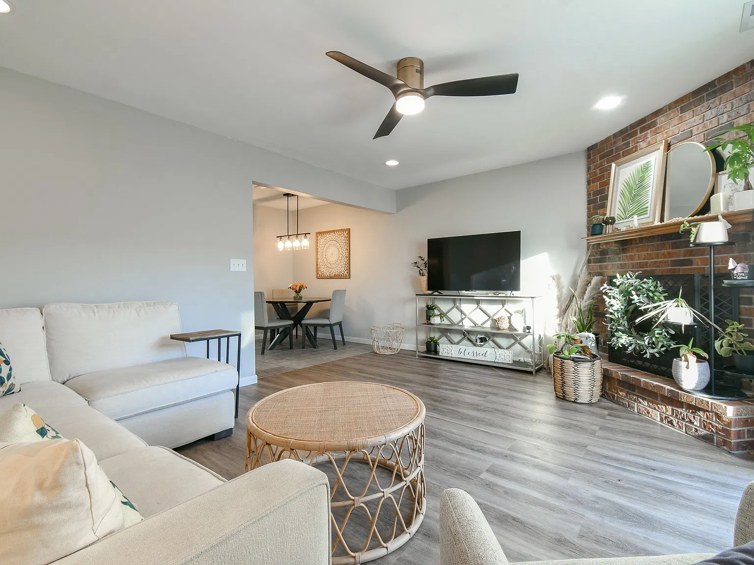 5823 Otoe St — Photo 3