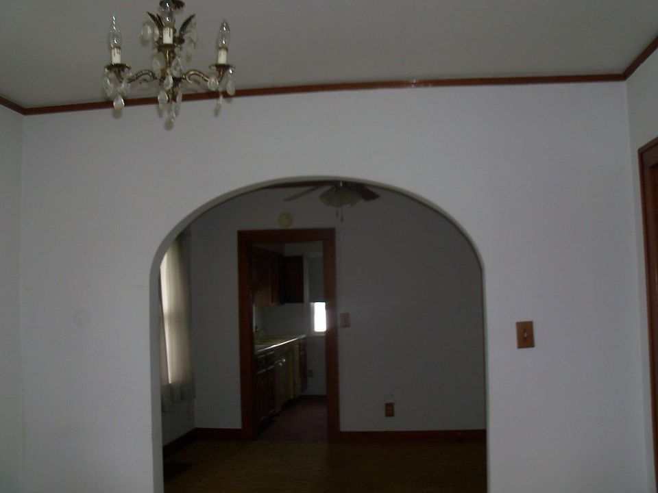 2nd image of 1010 15th St