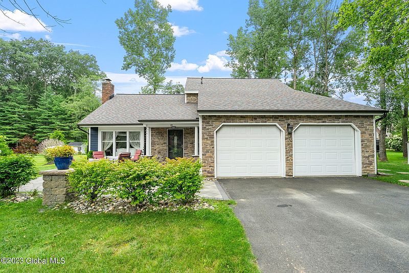 2nd image of 19 Durham Way