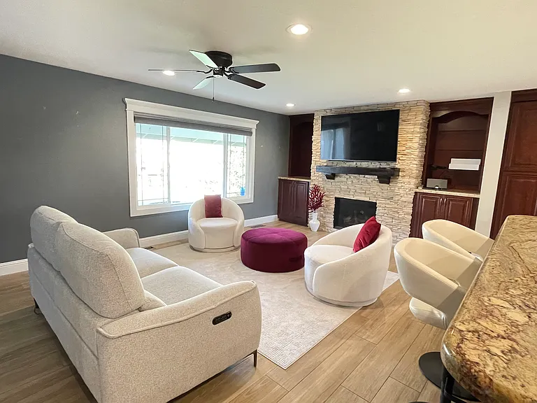 254 Gil Blas Rd — Photo 5