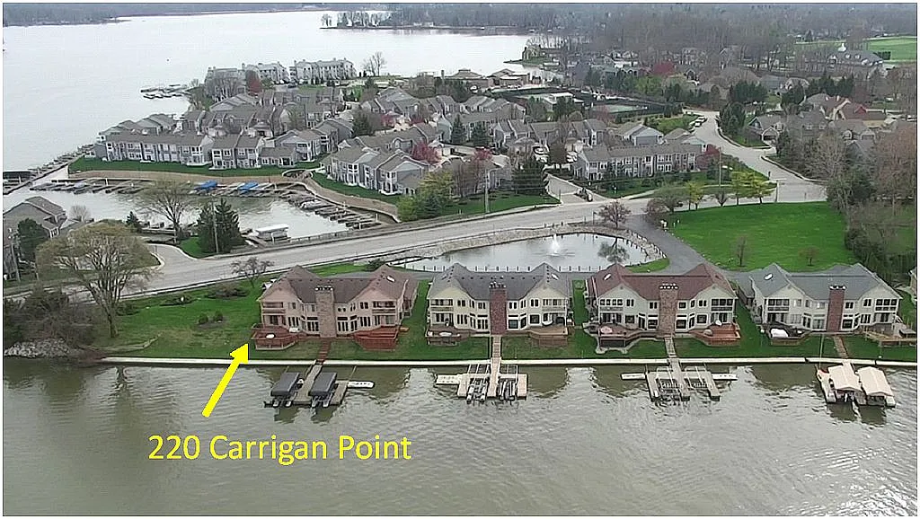 220 Carrigan Point photo 1